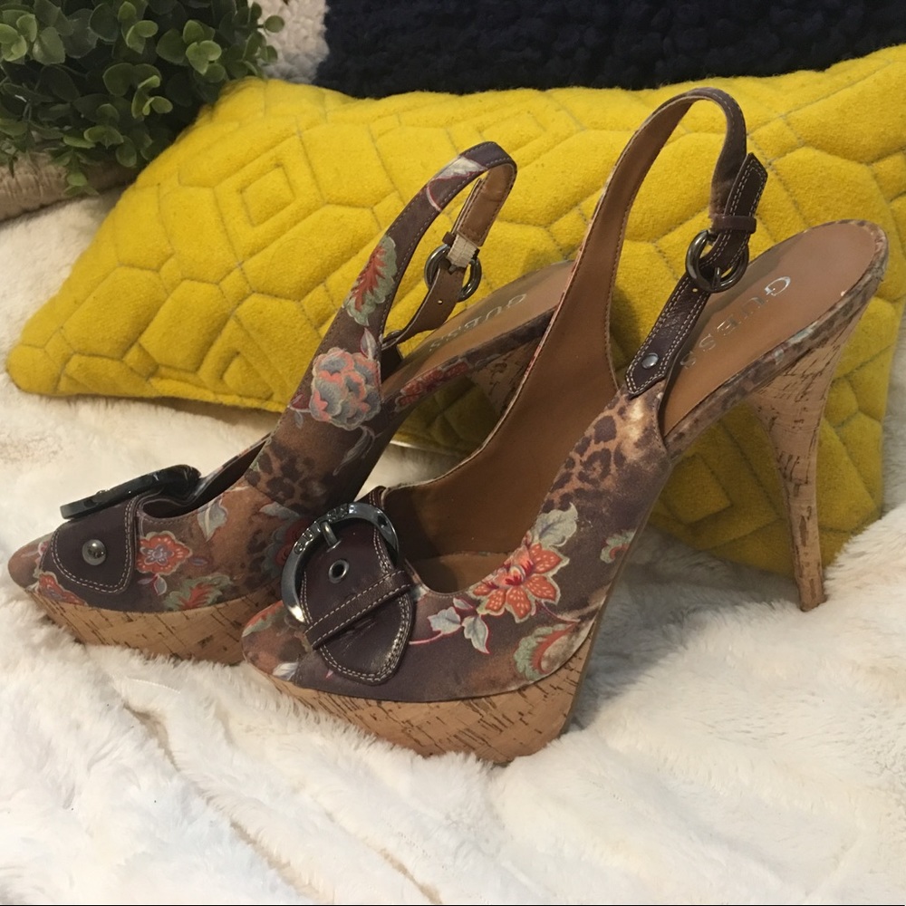 GUESS HEELS